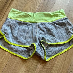 Lululemon shorts size 4